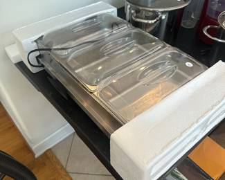 R63 - $15. Three Station Buffet with Warming Tray. 900 Series. 