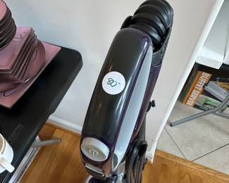 R73 - $80. Shark Rotator Vacuum. Works great!