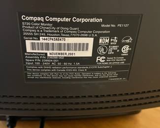 R89 - $55. Vintage Compaq Monitor. PE1127 S720