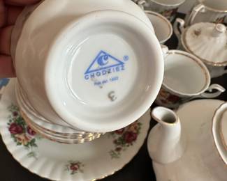 R68 - $30. Floral Tea Set. 