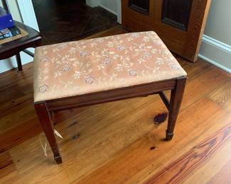 Vintage vanity bench