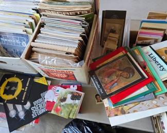 Vintage magazines & calendars