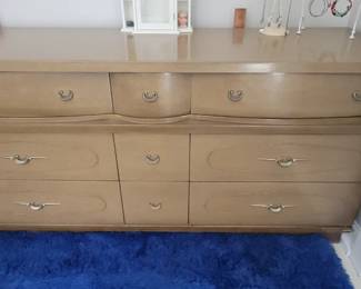 Stanley MCM bedroom set