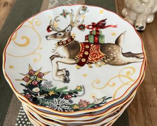 Williams Sonoma Christmas Reindeer Plates