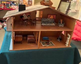 Vintage dollhouses with furniture, accessories 