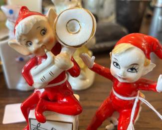Elf figurines 