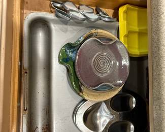 Pottery; bakeware