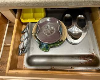 Pottery; bakeware