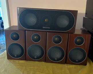Monitor audio