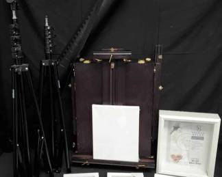 HA122Art Supplies And More 