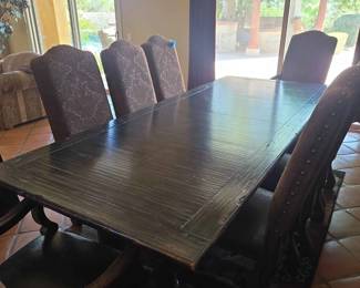 HY104VSpanish Style Renaissance Pedestal Dining Set, Chairs And Rug Pickup in Fallbrook