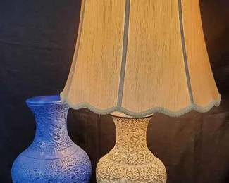 CT360Vintage Asian Style Lamp And Vase