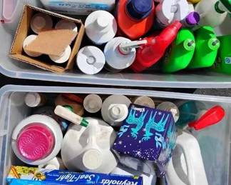 CR334Cleaning Supplies Mystery Lot 