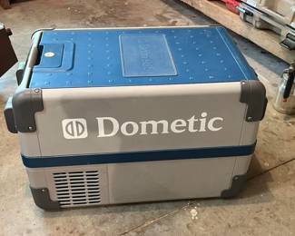 Dometic refrigerator / warmer with Home Plug.