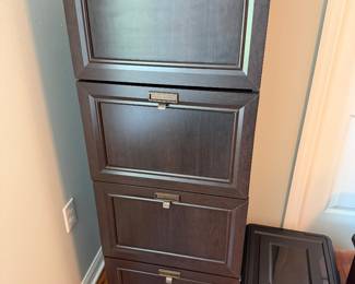 Filing cabinet 