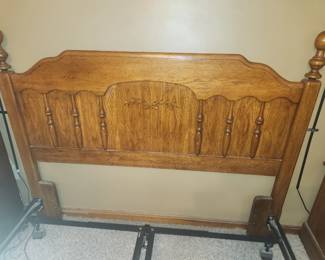 Queen Bedroom Suite (Headboard, dressers & nightstand)