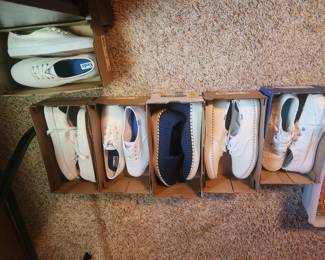 Large selection of new women's shoes