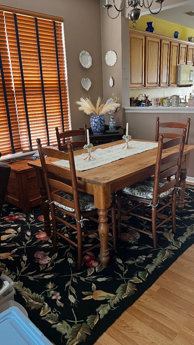 Primitive pine table, wood peg construction, 4 ladder back chairs