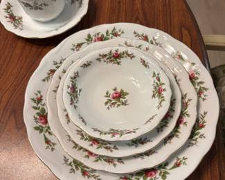 Service for 6 plus Serving Dishes