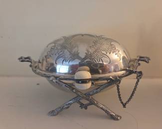 Beautiful and ornate Sheffield plated revolving silver butter dish