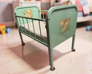 Vintage Dolle metal doll crib