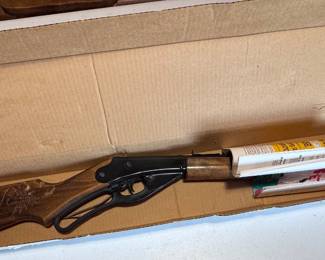 Daisy NIB BB gun 