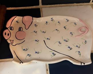 Ceramic pig