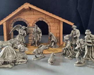 Lot 1: Hudson Fine Pewter Nativity Scene with Stable