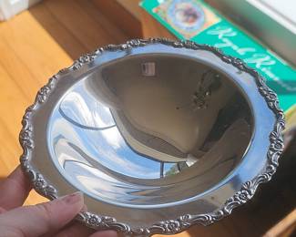 Wm. A. Rogers Silver-Plated Footed Bowl