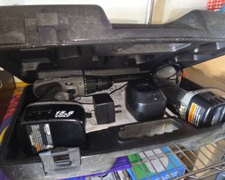 Craftsman 15.6 Volt Cordless Drill and Driver Set