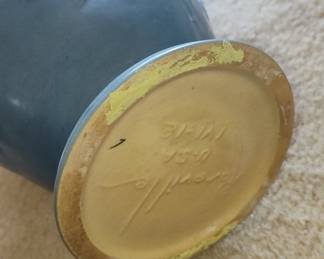 Roseville Pottery Snowberry Vase