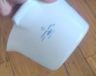 Corning Ware "Blue Cornflower" 1-Quart Casserole Dish