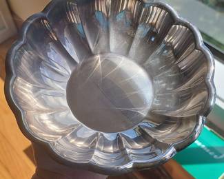 Reed & Barton Silver Plate Scalloped Bowl