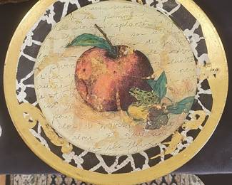 Betty Wilder Glass Plaque "Plaque Betty's"