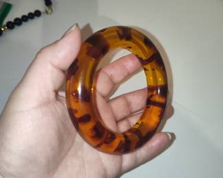 Vintage Tortoiseshell Resin Bangle Bracelet