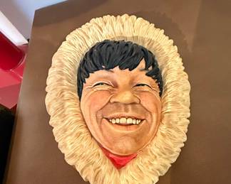 Bossons "Little Champion" Wall Plaque