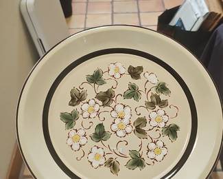 Berry Blossom Freezer to Oven Stoneware Large Serving Plate