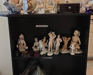 Collection of Giuseppe Armani Figurines and Decorative Objects