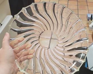 Mikasa Peppermint Clear Swirl Bowl