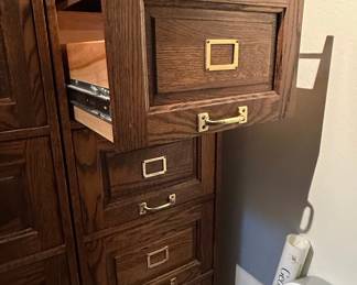 Winners Only Solid Oak 4 Drawer File Cabinet