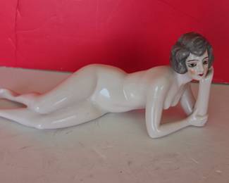 Vintage Porcelain Bathing Beauty Figurine