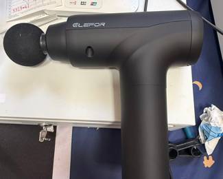 ELEFOR Massage Gun