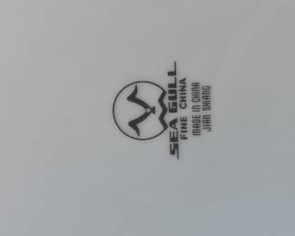 Crown Ming Jian Shiang "Spring Garden" Fine China Plate