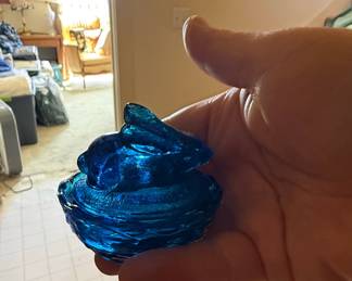 McKee Summit Cobalt Blue Glass Bunny Rabbit on Nest