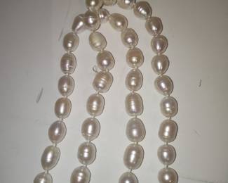 Freshwater Baroque Pearl Necklace
