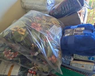 Tommy Bahama Tropical Floral Comforter Set and Ultra Lux Plush Throw Blanket