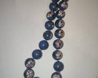 Vintage Chinese Cloisonné Floral Bead Necklace