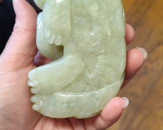 Carved Jade Mythical Beast Pendant (Pixiu)