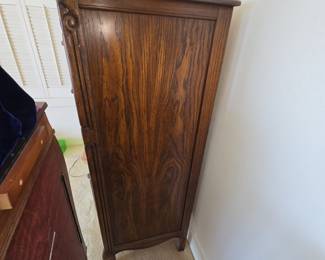 Thomasville French Provincial Cherry Wood Tall Dresser