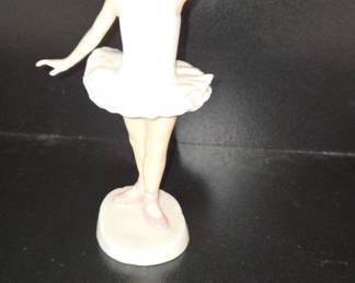 Royal Doulton Little Ballerina Figurine HN 3398